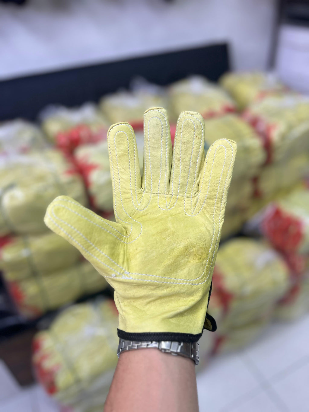 GUANTE VAQUETA TIPO INGENIERO REFORZADO CORTO